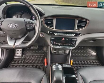 Белый Хендай Ioniq, объемом двигателя 0 л и пробегом 102 тыс. км за 12650 $, фото 36 на Automoto.ua