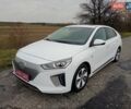 Белый Хендай Ioniq, объемом двигателя 0 л и пробегом 118 тыс. км за 11850 $, фото 1 на Automoto.ua