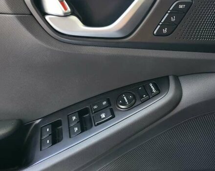 Білий Хендай Ioniq, об'ємом двигуна 0 л та пробігом 232 тис. км за 10999 $, фото 29 на Automoto.ua
