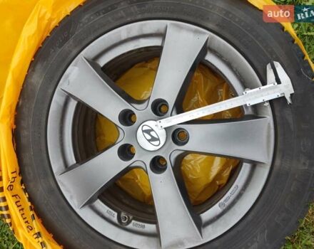 Белый Хендай Ioniq, объемом двигателя 0 л и пробегом 124 тыс. км за 13500 $, фото 17 на Automoto.ua