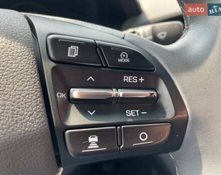 Білий Хендай Ioniq, об'ємом двигуна 0 л та пробігом 158 тис. км за 12700 $, фото 32 на Automoto.ua