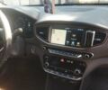 Белый Хендай Ioniq, объемом двигателя 0 л и пробегом 140 тыс. км за 13700 $, фото 15 на Automoto.ua