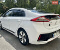 Белый Хендай Ioniq, объемом двигателя 0 л и пробегом 87 тыс. км за 17000 $, фото 3 на Automoto.ua