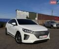 Белый Хендай Ioniq, объемом двигателя 0 л и пробегом 91 тыс. км за 12699 $, фото 1 на Automoto.ua