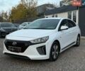 Белый Хендай Ioniq, объемом двигателя 1.6 л и пробегом 229 тыс. км за 13700 $, фото 1 на Automoto.ua