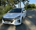 Белый Хендай Ioniq, объемом двигателя 0 л и пробегом 230 тыс. км за 9990 $, фото 1 на Automoto.ua