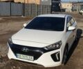 Білий Хендай Ioniq, об'ємом двигуна 0 л та пробігом 156 тис. км за 13300 $, фото 2 на Automoto.ua