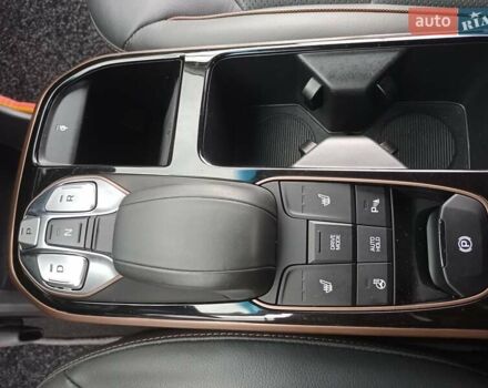 Белый Хендай Ioniq, объемом двигателя 0 л и пробегом 118 тыс. км за 11850 $, фото 39 на Automoto.ua