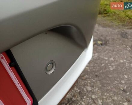 Белый Хендай Ioniq, объемом двигателя 0 л и пробегом 118 тыс. км за 11850 $, фото 53 на Automoto.ua