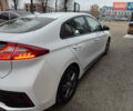 Белый Хендай Ioniq, объемом двигателя 0 л и пробегом 156 тыс. км за 11600 $, фото 7 на Automoto.ua