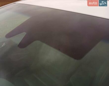 Белый Хендай Ioniq, объемом двигателя 0 л и пробегом 102 тыс. км за 12650 $, фото 51 на Automoto.ua