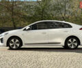 Белый Хендай Ioniq, объемом двигателя 0 л и пробегом 130 тыс. км за 13000 $, фото 3 на Automoto.ua