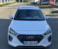 Белый Хендай Ioniq, объемом двигателя 1.58 л и пробегом 91 тыс. км за 17900 $, фото 1 на Automoto.ua