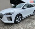 Белый Хендай Ioniq, объемом двигателя 0 л и пробегом 62 тыс. км за 12990 $, фото 5 на Automoto.ua