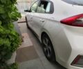 Белый Хендай Ioniq, объемом двигателя 1 л и пробегом 260 тыс. км за 12236 $, фото 5 на Automoto.ua