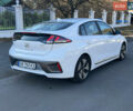 Белый Хендай Ioniq, объемом двигателя 1.58 л и пробегом 91 тыс. км за 17900 $, фото 8 на Automoto.ua
