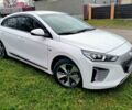 Белый Хендай Ioniq, объемом двигателя 0 л и пробегом 64 тыс. км за 12200 $, фото 1 на Automoto.ua