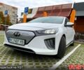 Белый Хендай Ioniq, объемом двигателя 0 л и пробегом 130 тыс. км за 17000 $, фото 3 на Automoto.ua