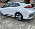 Белый Хендай Ioniq, объемом двигателя 0 л и пробегом 62 тыс. км за 12990 $, фото 6 на Automoto.ua