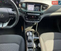 Белый Хендай Ioniq, объемом двигателя 0 л и пробегом 105 тыс. км за 13999 $, фото 16 на Automoto.ua