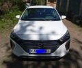 Білий Хендай Ioniq, об'ємом двигуна 1.6 л та пробігом 82 тис. км за 16600 $, фото 1 на Automoto.ua