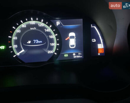 Белый Хендай Ioniq, объемом двигателя 0 л и пробегом 62 тыс. км за 12990 $, фото 20 на Automoto.ua
