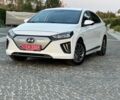 Белый Хендай Ioniq, объемом двигателя 0 л и пробегом 100 тыс. км за 14500 $, фото 1 на Automoto.ua