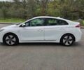 Белый Хендай Ioniq, объемом двигателя 1.6 л и пробегом 130 тыс. км за 8250 $, фото 8 на Automoto.ua