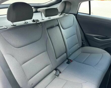 Белый Хендай Ioniq, объемом двигателя 0 л и пробегом 45 тыс. км за 12000 $, фото 12 на Automoto.ua