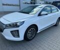 Белый Хендай Ioniq, объемом двигателя 0 л и пробегом 45 тыс. км за 12000 $, фото 2 на Automoto.ua