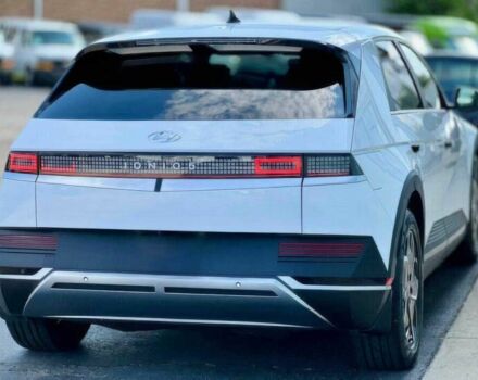 Белый Хендай Ioniq, объемом двигателя 0 л и пробегом 24 тыс. км за 8300 $, фото 2 на Automoto.ua
