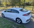 Белый Хендай Ioniq, объемом двигателя 0 л и пробегом 118 тыс. км за 12999 $, фото 7 на Automoto.ua