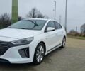 Белый Хендай Ioniq, объемом двигателя 0 л и пробегом 50 тыс. км за 9900 $, фото 1 на Automoto.ua