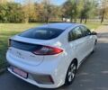 Белый Хендай Ioniq, объемом двигателя 0 л и пробегом 118 тыс. км за 12999 $, фото 6 на Automoto.ua