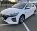 Білий Хендай Ioniq, об'ємом двигуна 1.6 л та пробігом 29 тис. км за 16300 $, фото 4 на Automoto.ua