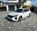 Білий Хендай Ioniq, об'ємом двигуна 0 л та пробігом 61 тис. км за 15900 $, фото 2 на Automoto.ua