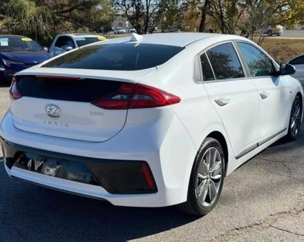 Белый Хендай Ioniq, объемом двигателя 1.6 л и пробегом 66 тыс. км за 292 $, фото 7 на Automoto.ua