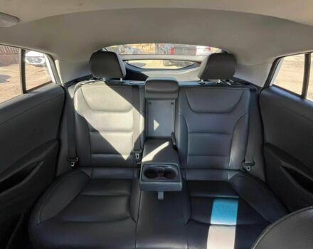 Белый Хендай Ioniq, объемом двигателя 1.6 л и пробегом 66 тыс. км за 292 $, фото 12 на Automoto.ua