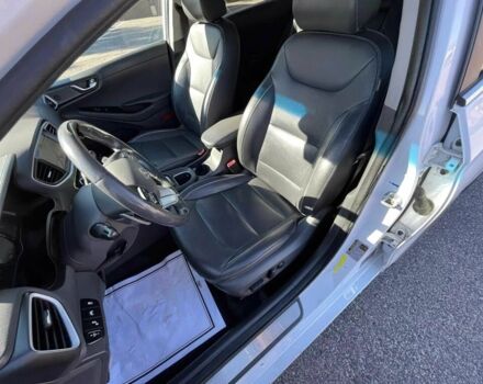 Белый Хендай Ioniq, объемом двигателя 1.6 л и пробегом 66 тыс. км за 292 $, фото 8 на Automoto.ua