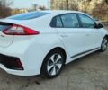 Білий Хендай Ioniq, об'ємом двигуна 0 л та пробігом 103 тис. км за 14950 $, фото 2 на Automoto.ua