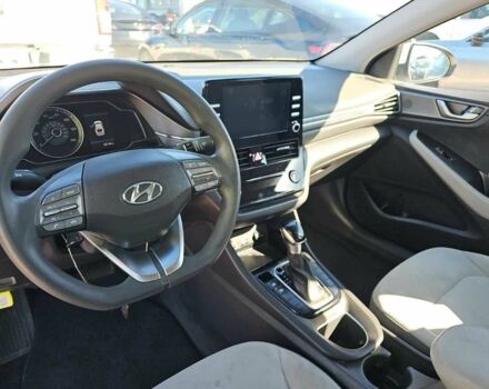 Білий Хендай Ioniq, об'ємом двигуна 0 л та пробігом 38 тис. км за 13900 $, фото 8 на Automoto.ua