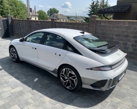 Белый Хендай Ioniq, объемом двигателя 0 л и пробегом 36 тыс. км за 24400 $, фото 7 на Automoto.ua