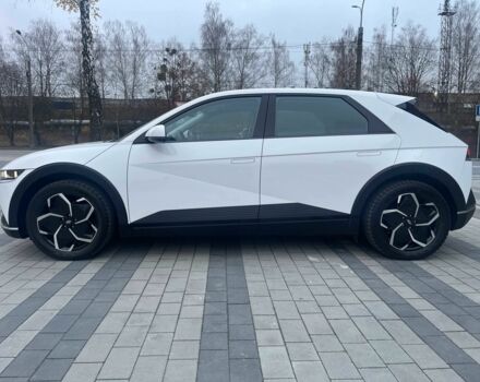 Белый Хендай Ioniq, объемом двигателя 0 л и пробегом 82 тыс. км за 22902 $, фото 3 на Automoto.ua