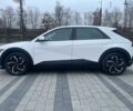 Белый Хендай Ioniq, объемом двигателя 0 л и пробегом 82 тыс. км за 22902 $, фото 3 на Automoto.ua