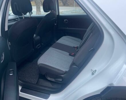 Белый Хендай Ioniq, объемом двигателя 0 л и пробегом 82 тыс. км за 22902 $, фото 21 на Automoto.ua