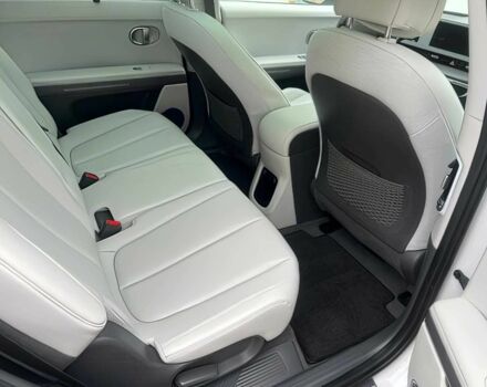 Белый Хендай Ioniq, объемом двигателя 0 л и пробегом 18 тыс. км за 16000 $, фото 9 на Automoto.ua