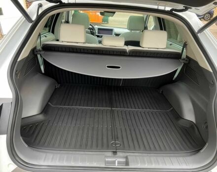 Белый Хендай Ioniq, объемом двигателя 0 л и пробегом 18 тыс. км за 16000 $, фото 10 на Automoto.ua