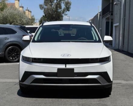 Белый Хендай Ioniq, объемом двигателя 0 л и пробегом 6 тыс. км за 19000 $, фото 1 на Automoto.ua