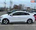 Белый Хендай Ioniq, объемом двигателя 0 л и пробегом 147 тыс. км за 17000 $, фото 1 на Automoto.ua