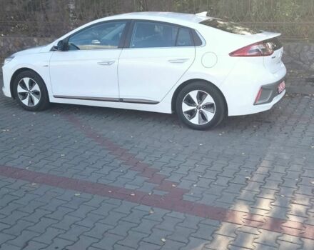 Хендай Ioniq 2018 в Маневичах на Automoto.ua Белый Хендай Ioniq, объемом двигателя 0 л и пробегом 148 тыс. км за 13200 $, фото 1 на Automoto.ua